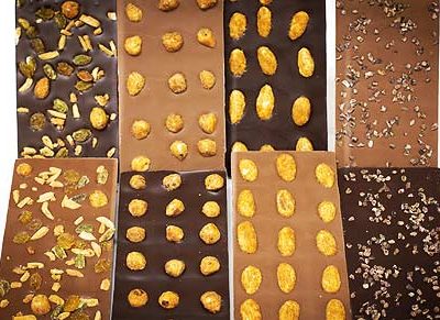 Tablettes de chocolat avec morceaux