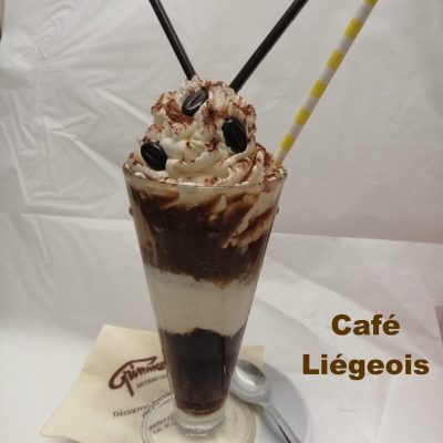 café